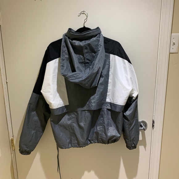 Exclusive vintage Nike windbreaker - Picture 2 of 13